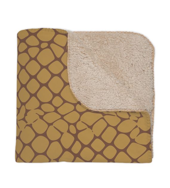 Cozy Tan Sherpa Pet Blanket, Warm Throw for Home, Perfect Gift for Winter, Camping and Relaxation, Ideal for Snuggling Up - Image 3